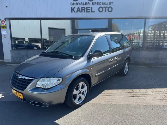 Chrysler Voyager 3.3i SE LUXE