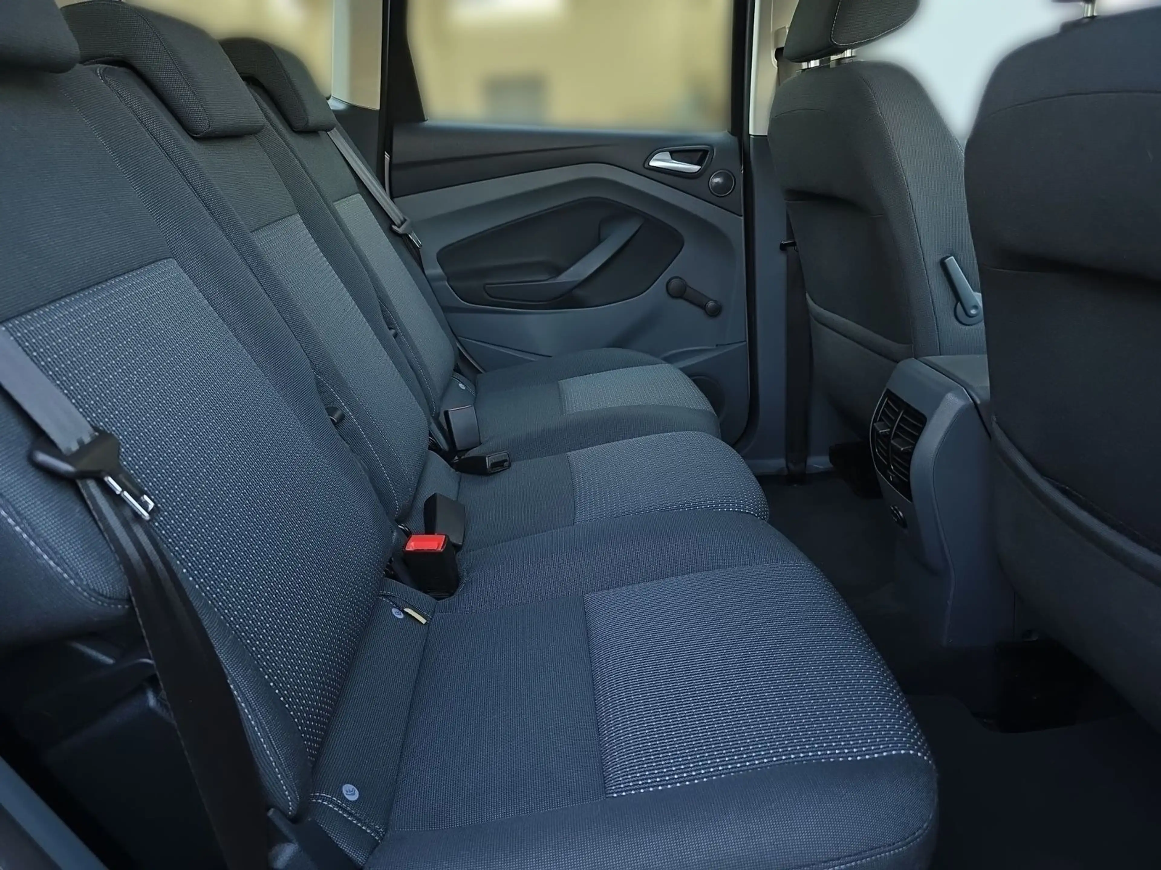 Ford C-Max C-MAX 1.6 Ambiente Klimaaut. AHK Tagfahrlicht — photo 13