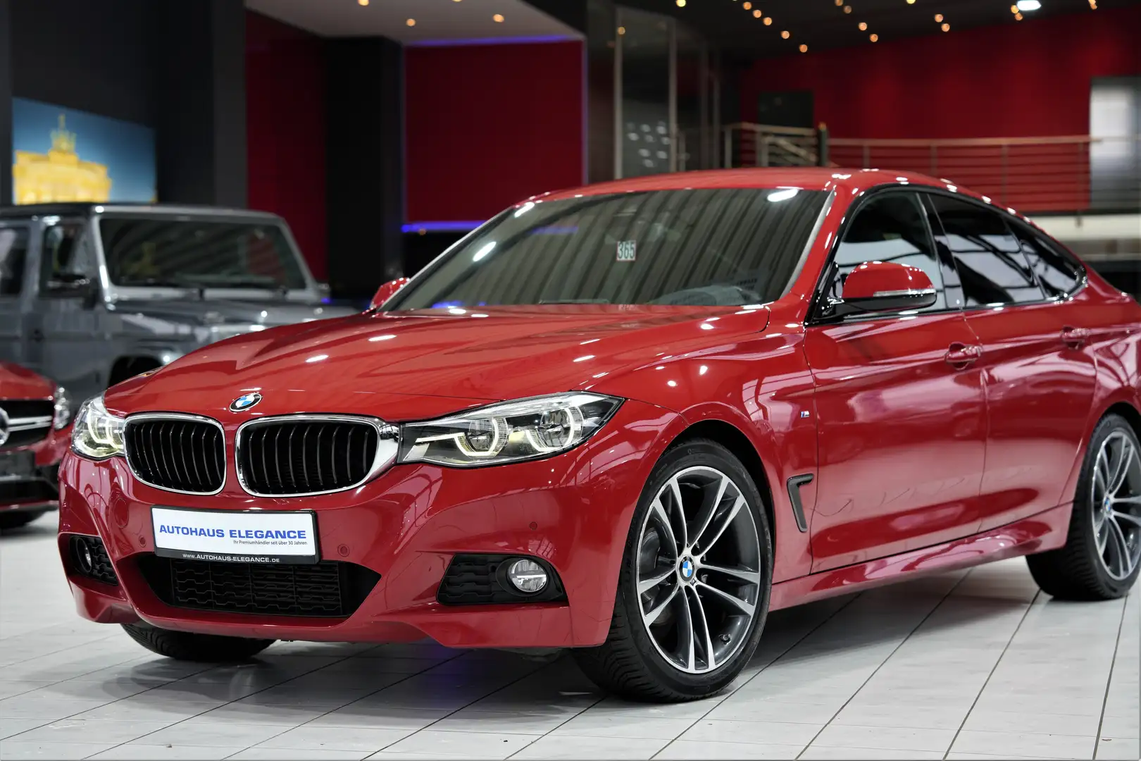 BMW 318 d M Sport*AERODYNAMIK*LED*HiFi* Rouge - 2