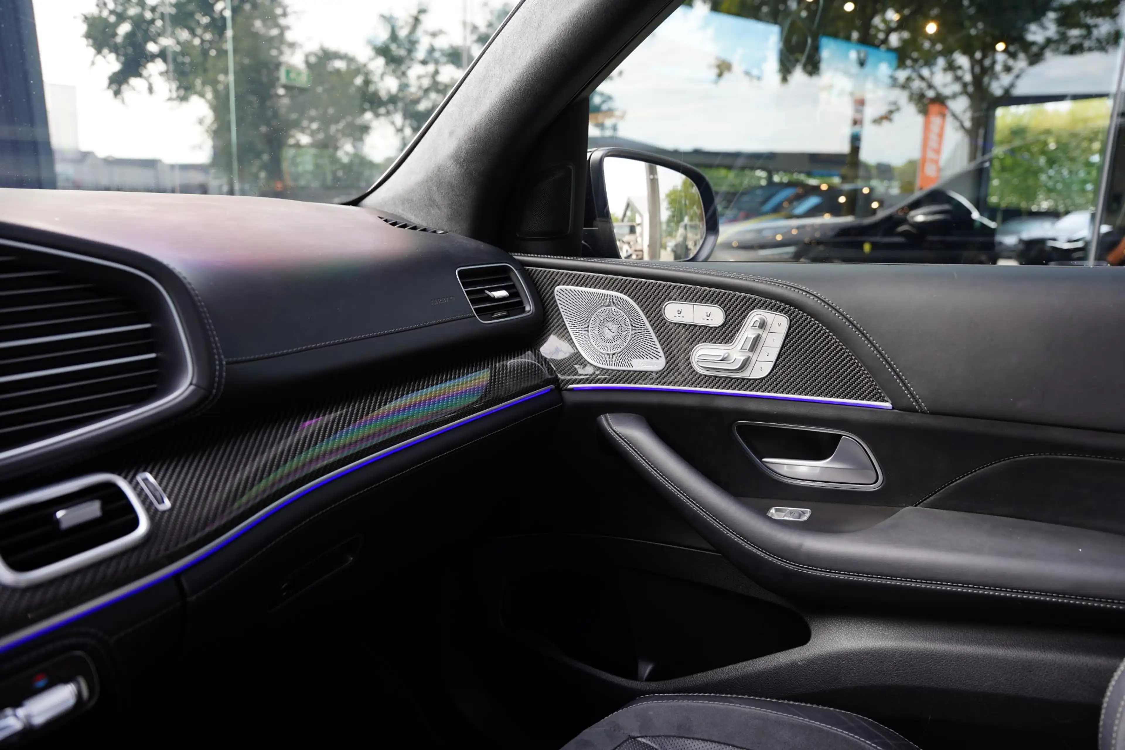 Mercedes-Benz GLS 63 AMG 4-Matic+ / Manufaktur / AMG Ride Control + / Burme — photo 17