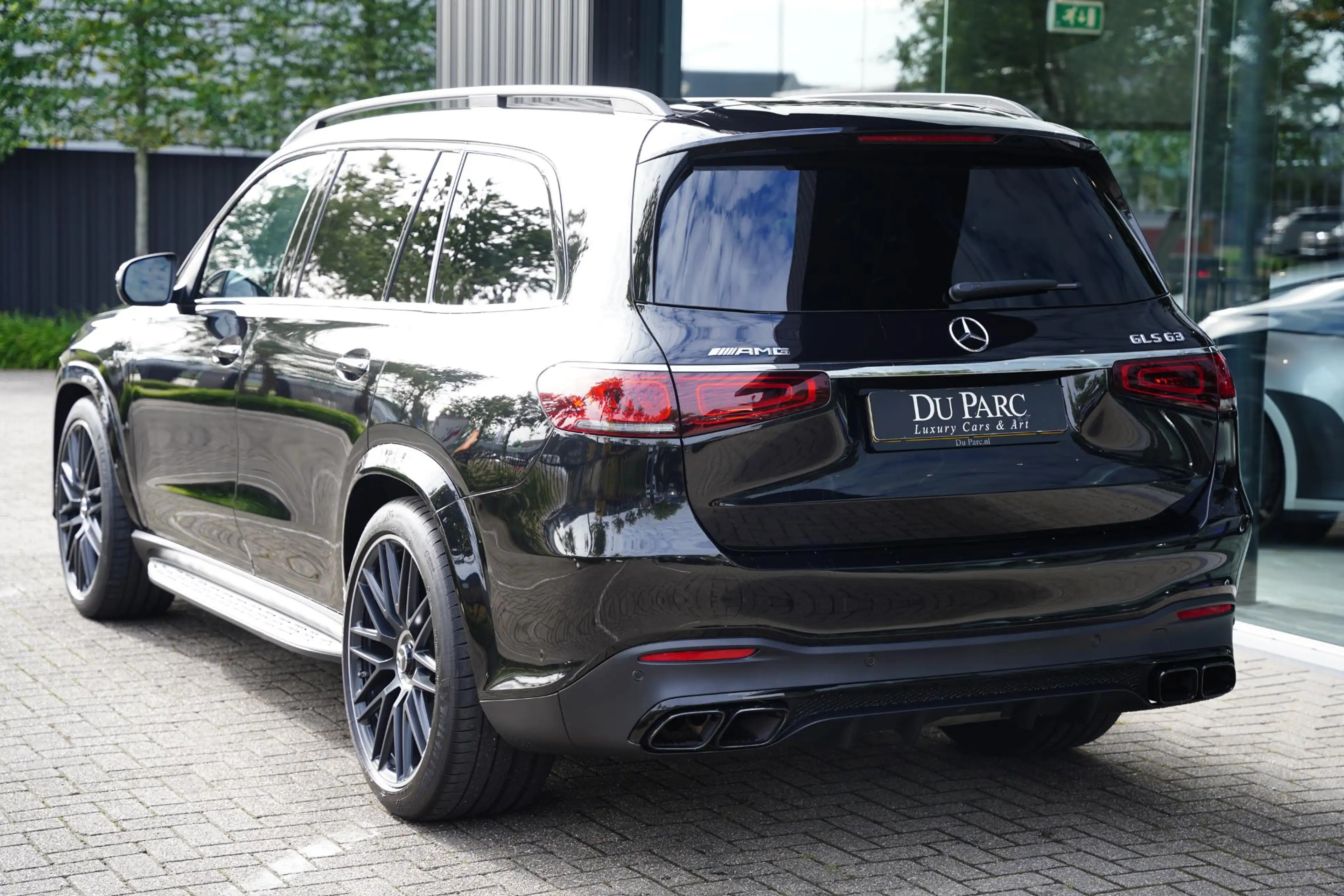 Mercedes-Benz GLS 63 AMG 4-Matic+ / Manufaktur / AMG Ride Control + / Burme — photo 3