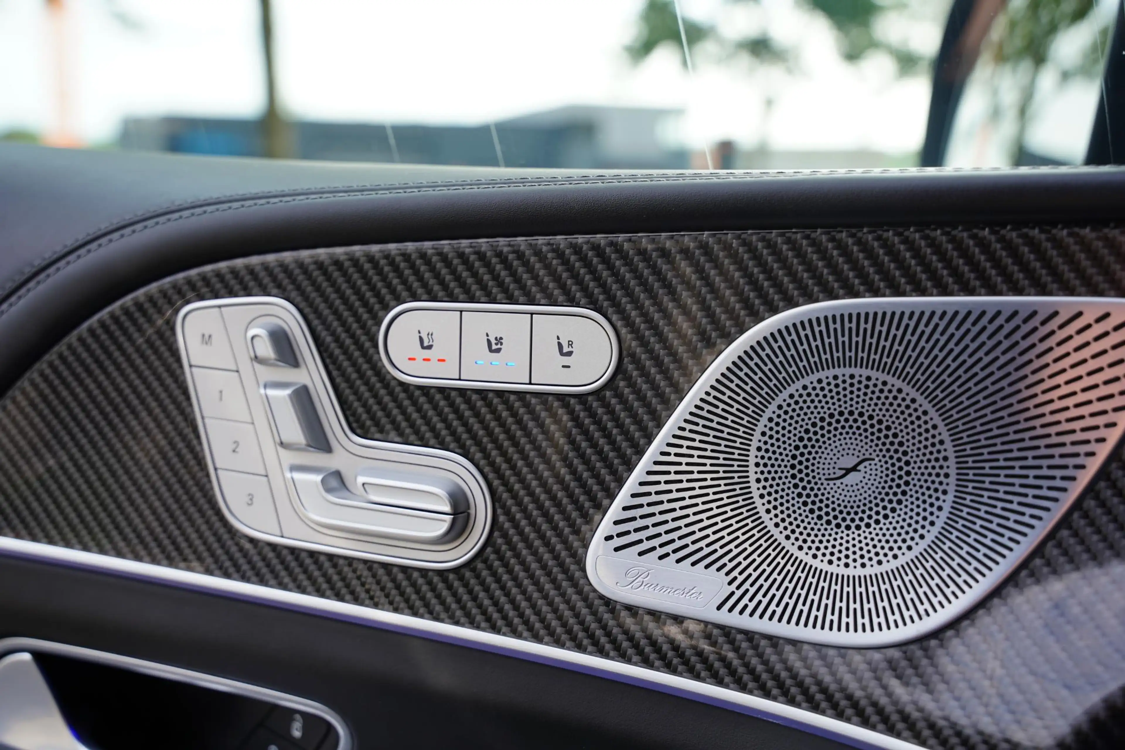 Mercedes-Benz GLS 63 AMG 4-Matic+ / Manufaktur / AMG Ride Control + / Burme — photo 23