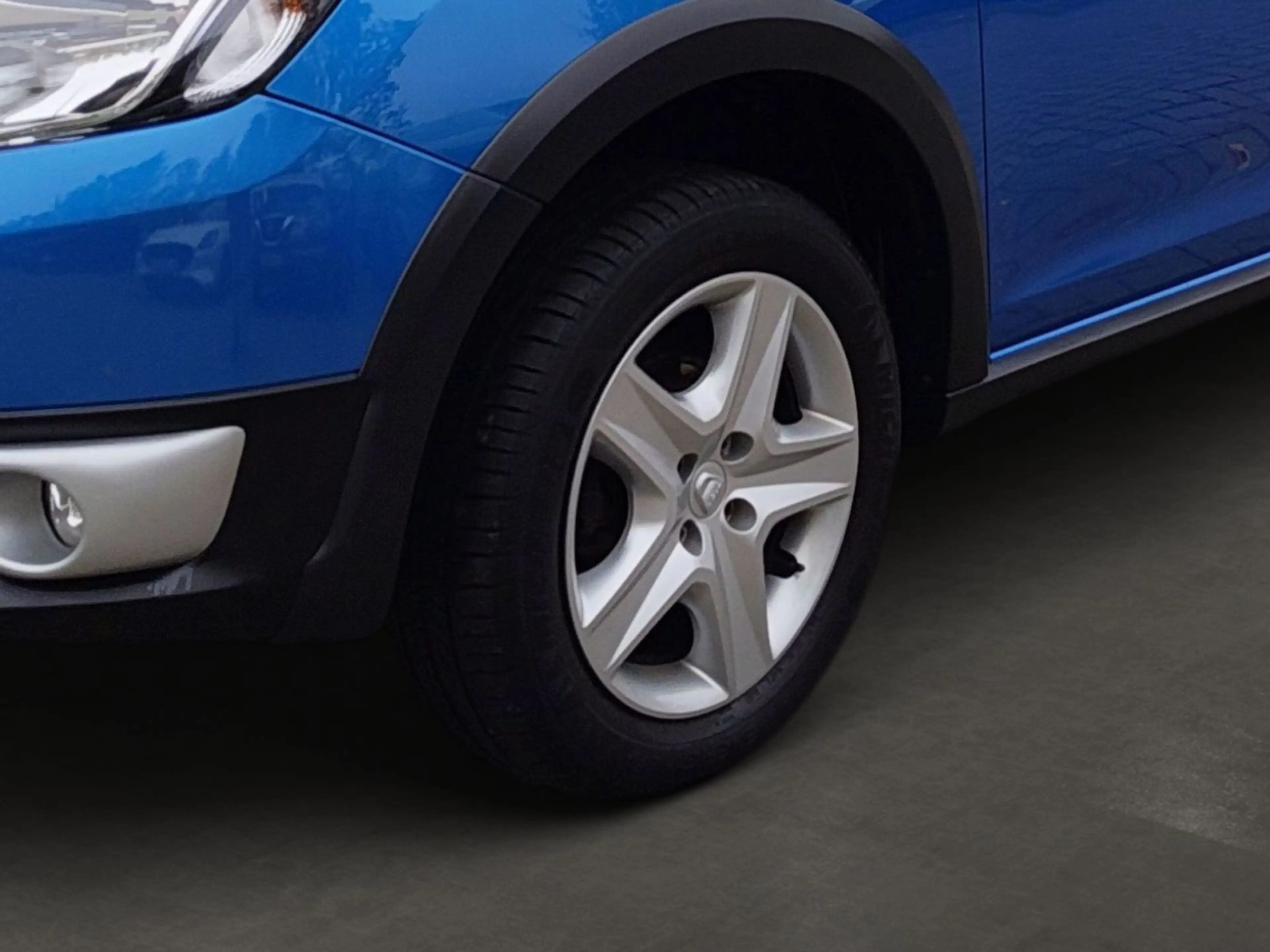 Dacia Sandero Stepway 0.9 MT Prestige Navi*PDC*Temp. — photo 6