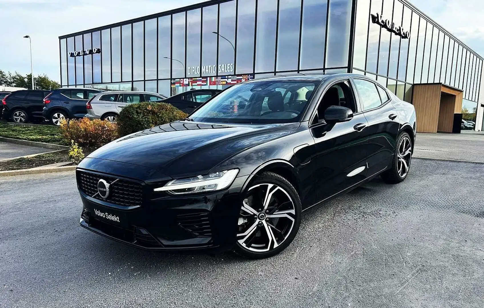 Volvo S60 T8 AWD Plug-in 'GARANTIE 3 ANS' Noir - 1