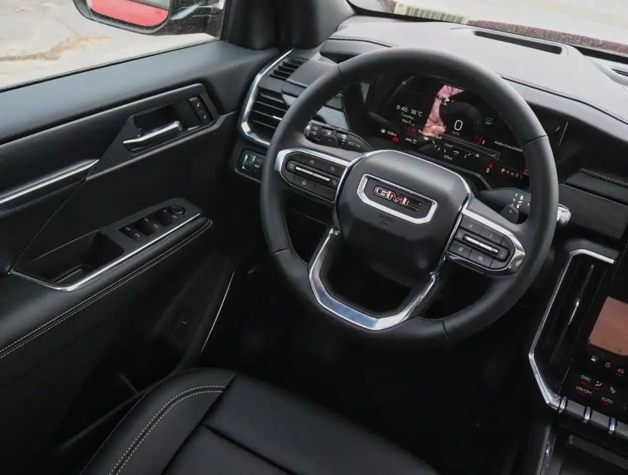 GMC Acadia снимка GMC Acadia