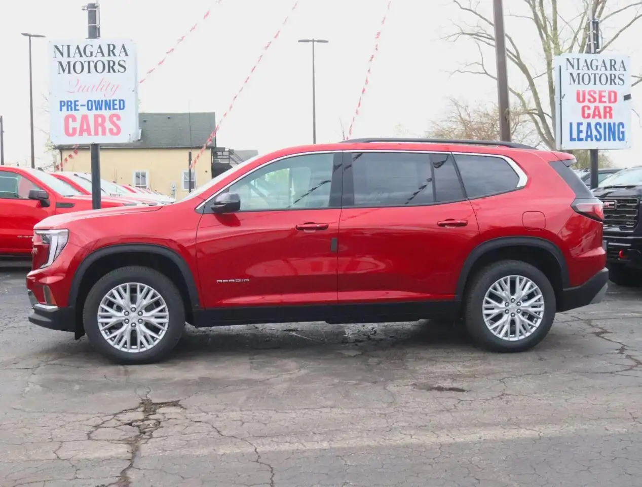 GMC Acadia снимка GMC Acadia