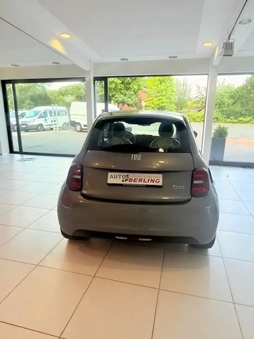 Fiat 500e La Prima by Bocelli Batterie 42 kWh Grau - 2