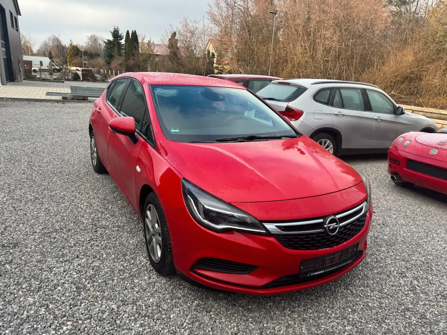 Opel Astra K Lim. 5-trg. Edition Rot - 2