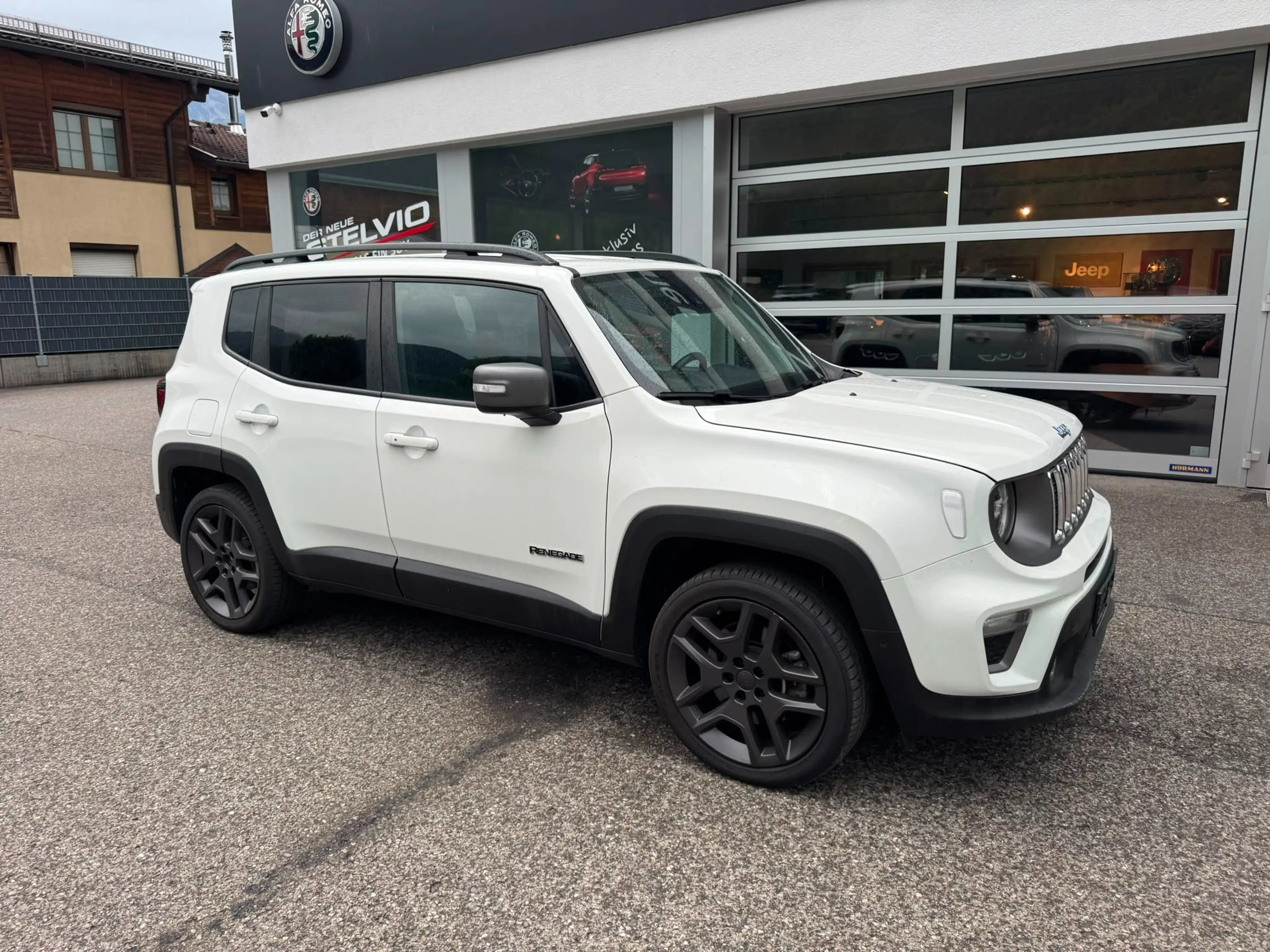 Jeep Renegade Limited Plug-In-Hybrid 4xe 190PS — photo 5