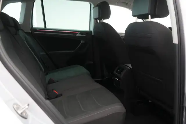 Volkswagen Tiguan view 8