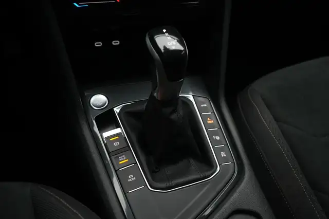 Volkswagen Tiguan view 15