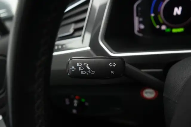 Volkswagen Tiguan view 18