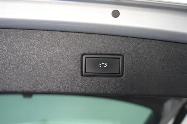 Volkswagen Tiguan view 25
