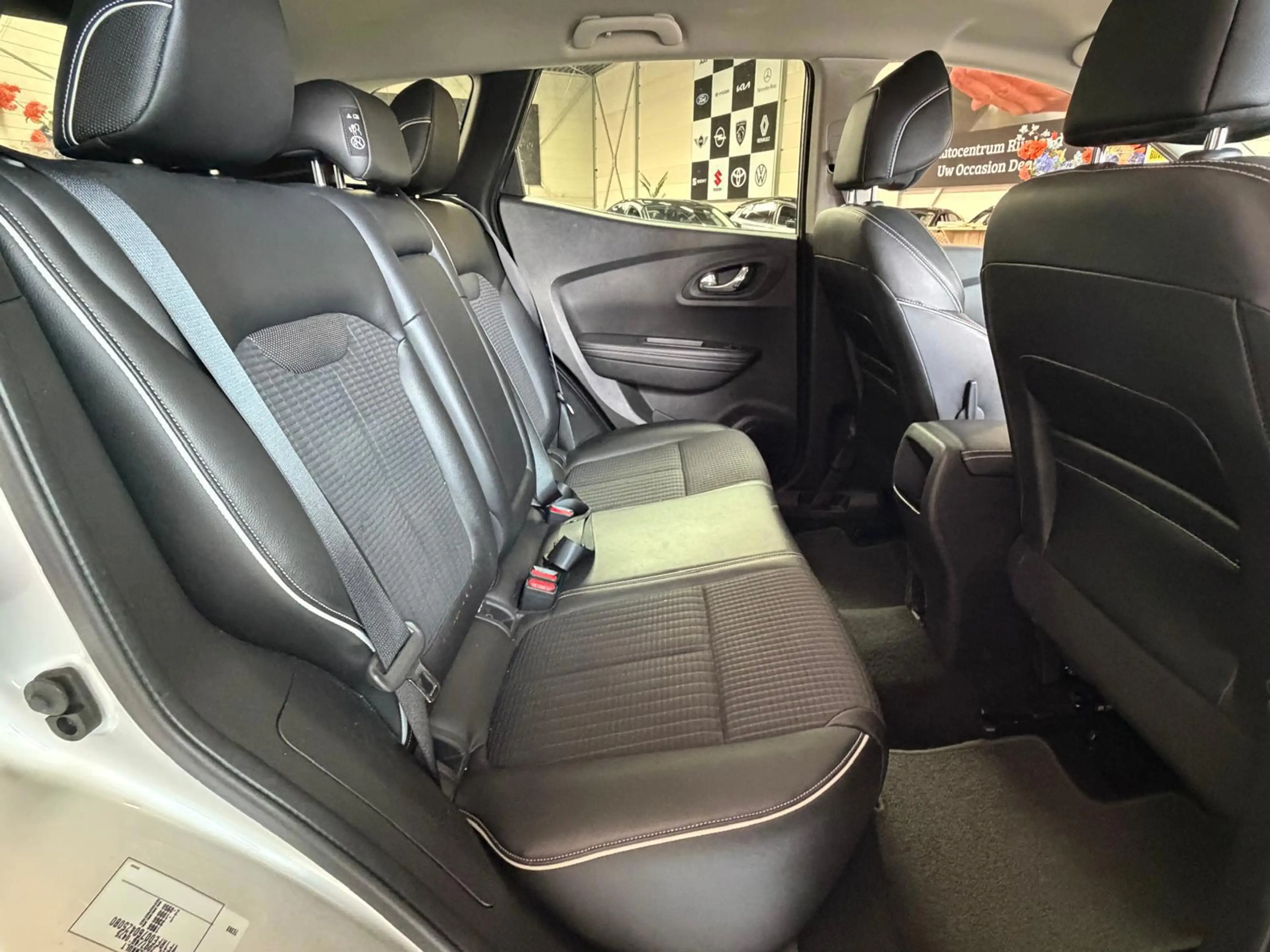 Renault Kadjar 1.2 TCe Bose Camera, carplay, Navi, Leer — photo 26