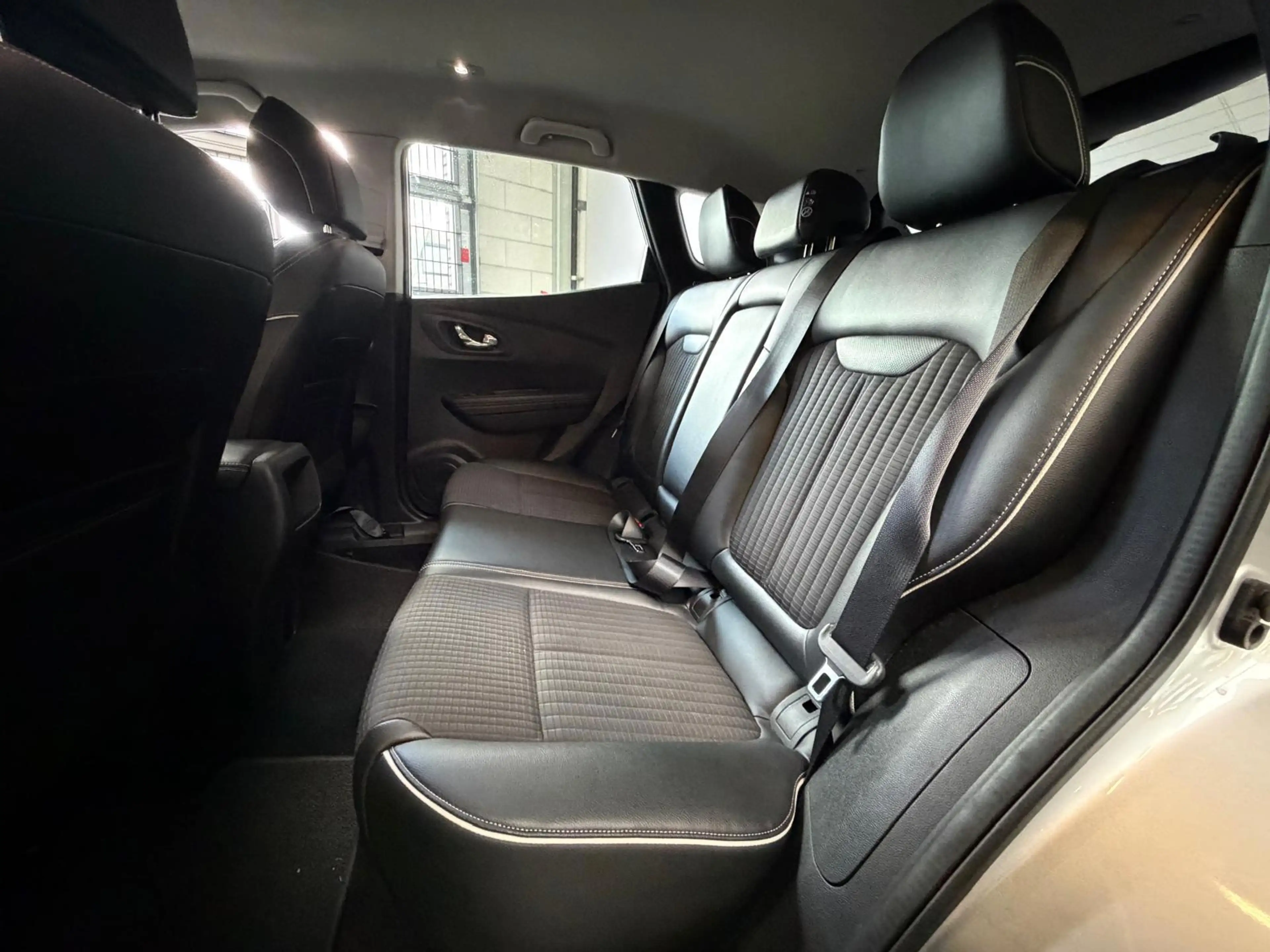 Renault Kadjar 1.2 TCe Bose Camera, carplay, Navi, Leer — photo 25
