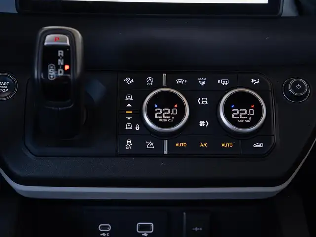 Land Rover Defender 110 X-DYN SE 3.0 250 AWD Ansicht 31