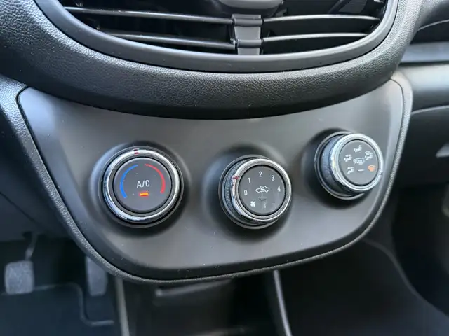Opel Karl view 18