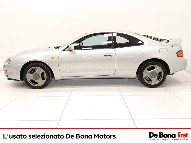 Toyota Celica view 3