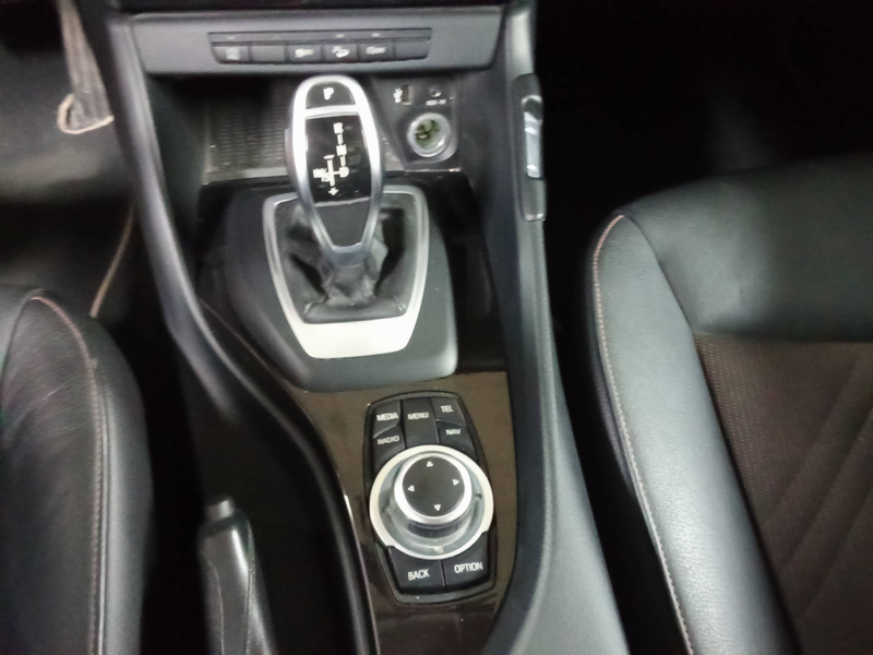 BMW X1 xDrive 18 d — photo 12