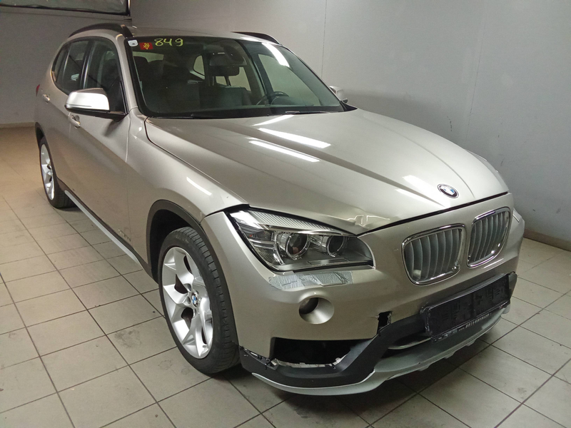 BMW X1 xDrive 18 d — photo 2