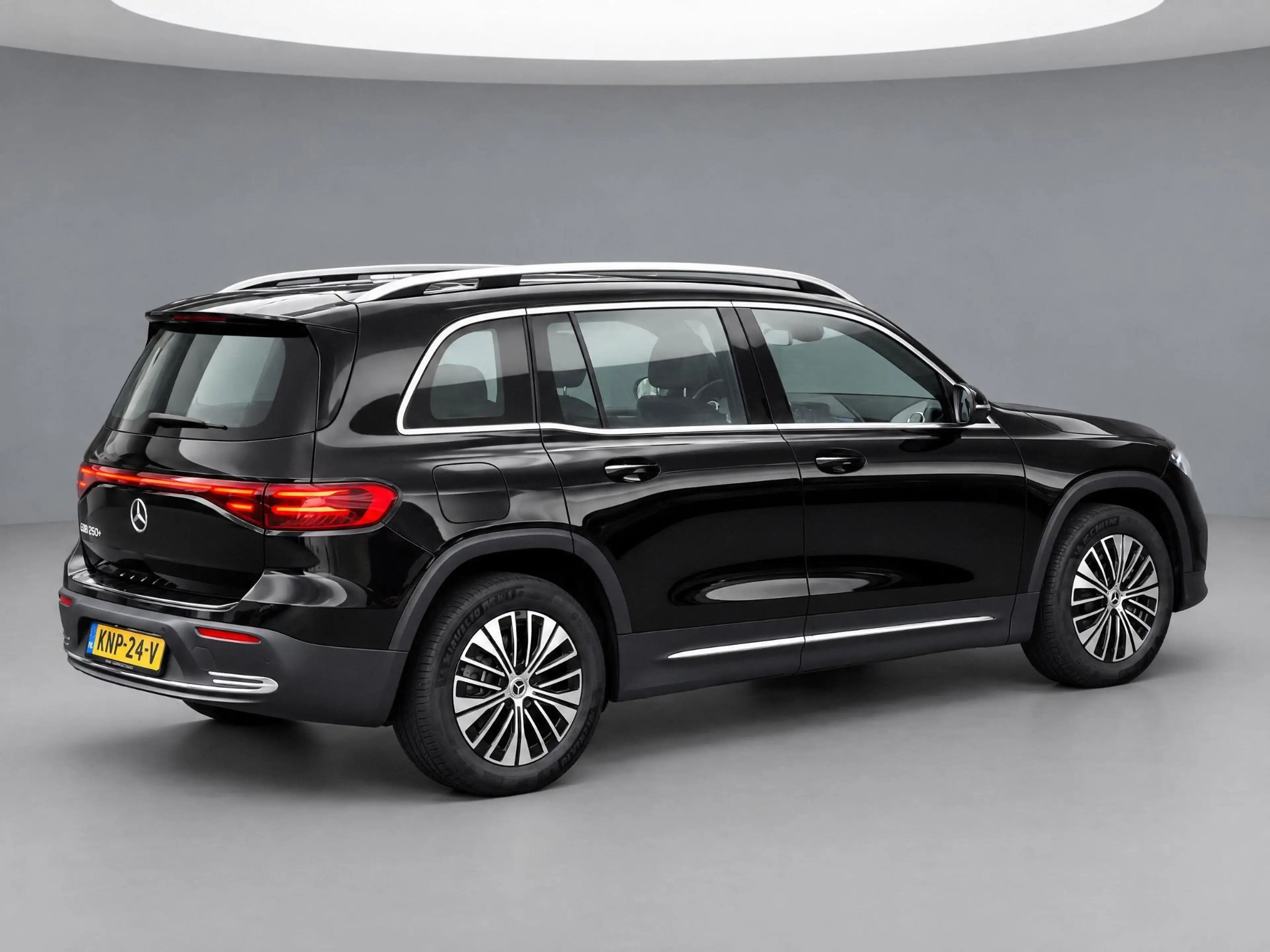 Mercedes-Benz EQB 250 250+ Business Solution Luxury 71 kWh | Panoramadak — photo 3