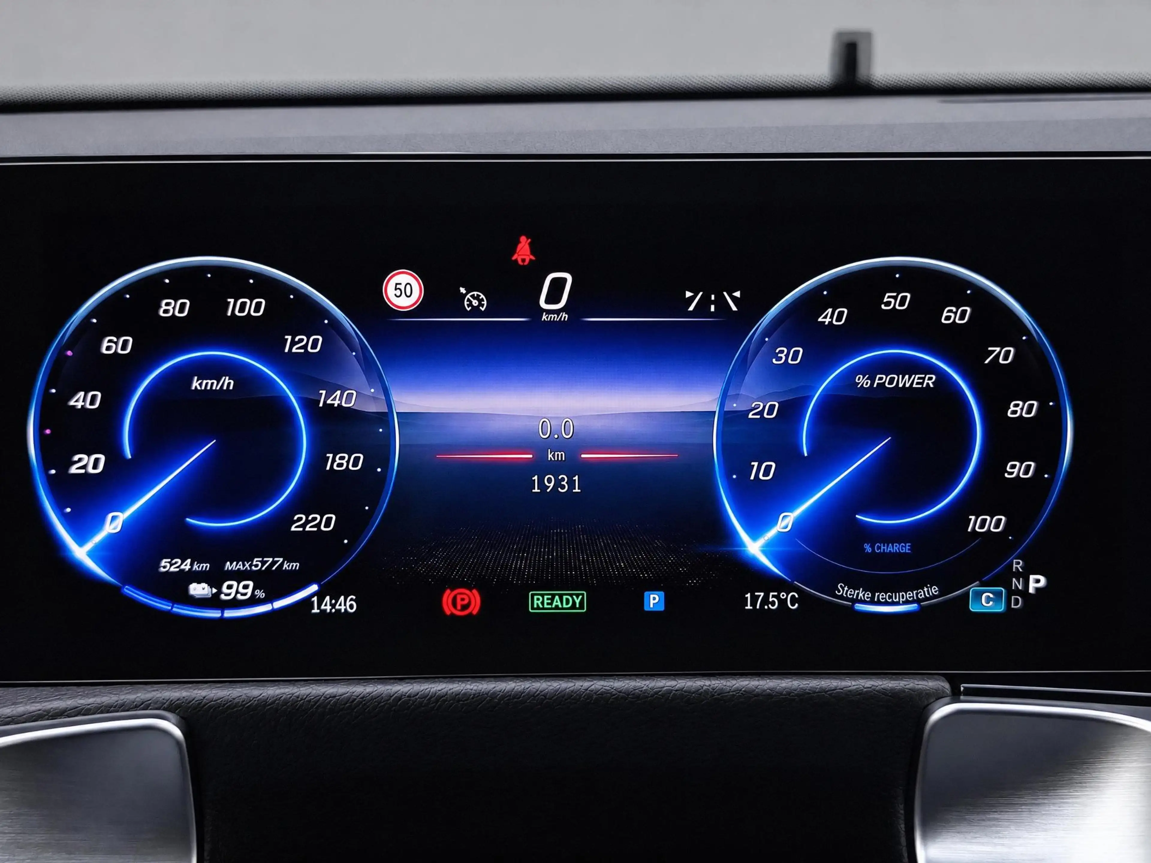 Mercedes-Benz EQB 250 250+ Business Solution Luxury 71 kWh | Panoramadak — photo 14