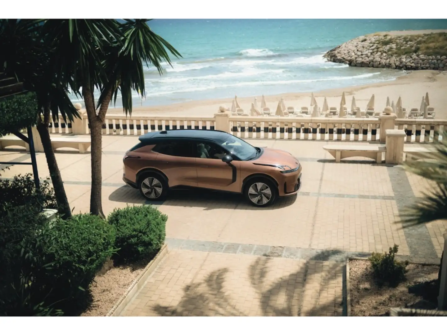 Lynk & Co 08 MORE / 0% Fin. / Leasing / Welcome Deals bis 30.09 Коричневый - 1