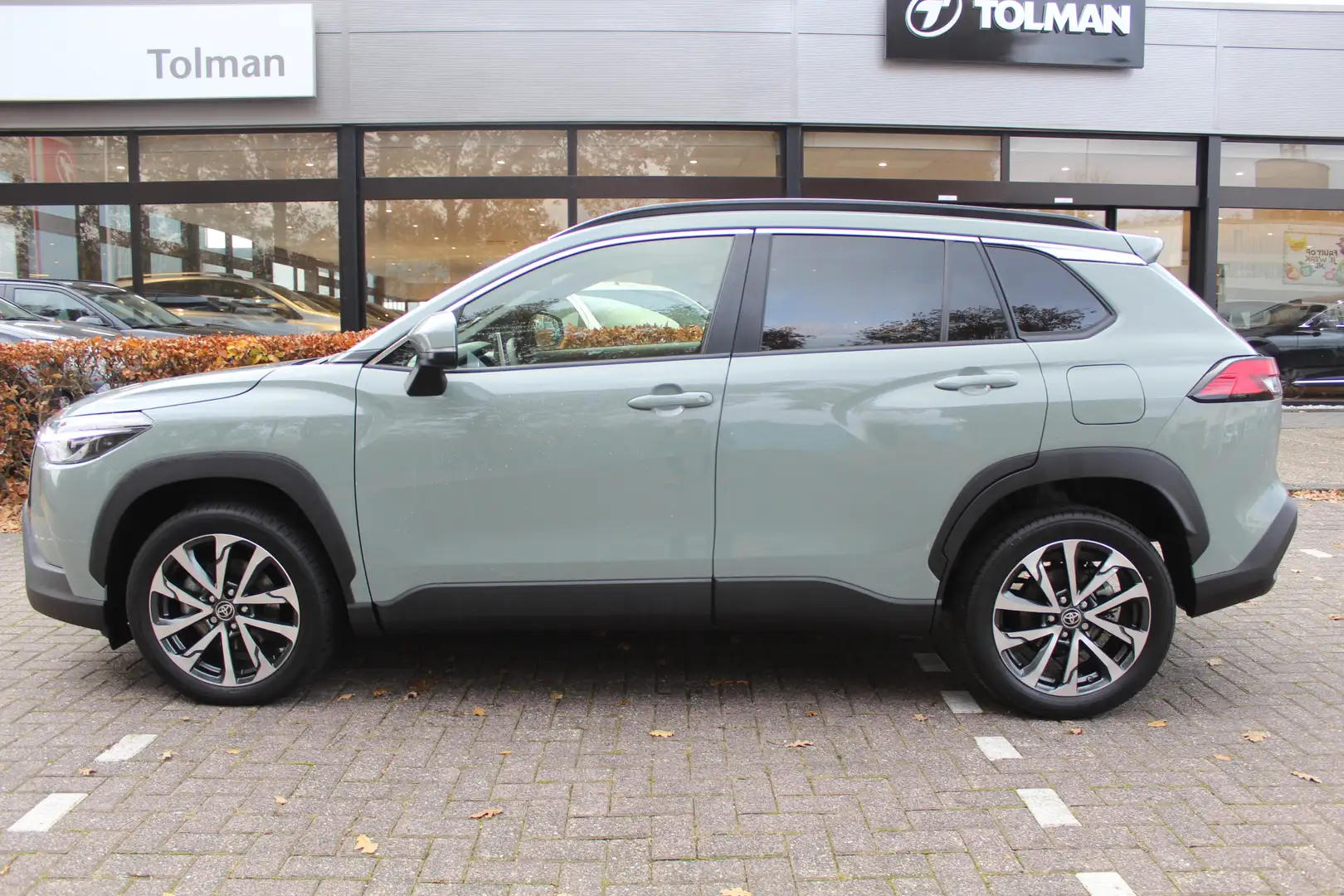 Toyota Corolla Cross 1.8 Hybrid 140 Style Plus | Rijklaar | Stoel-/stuu Vert - 2