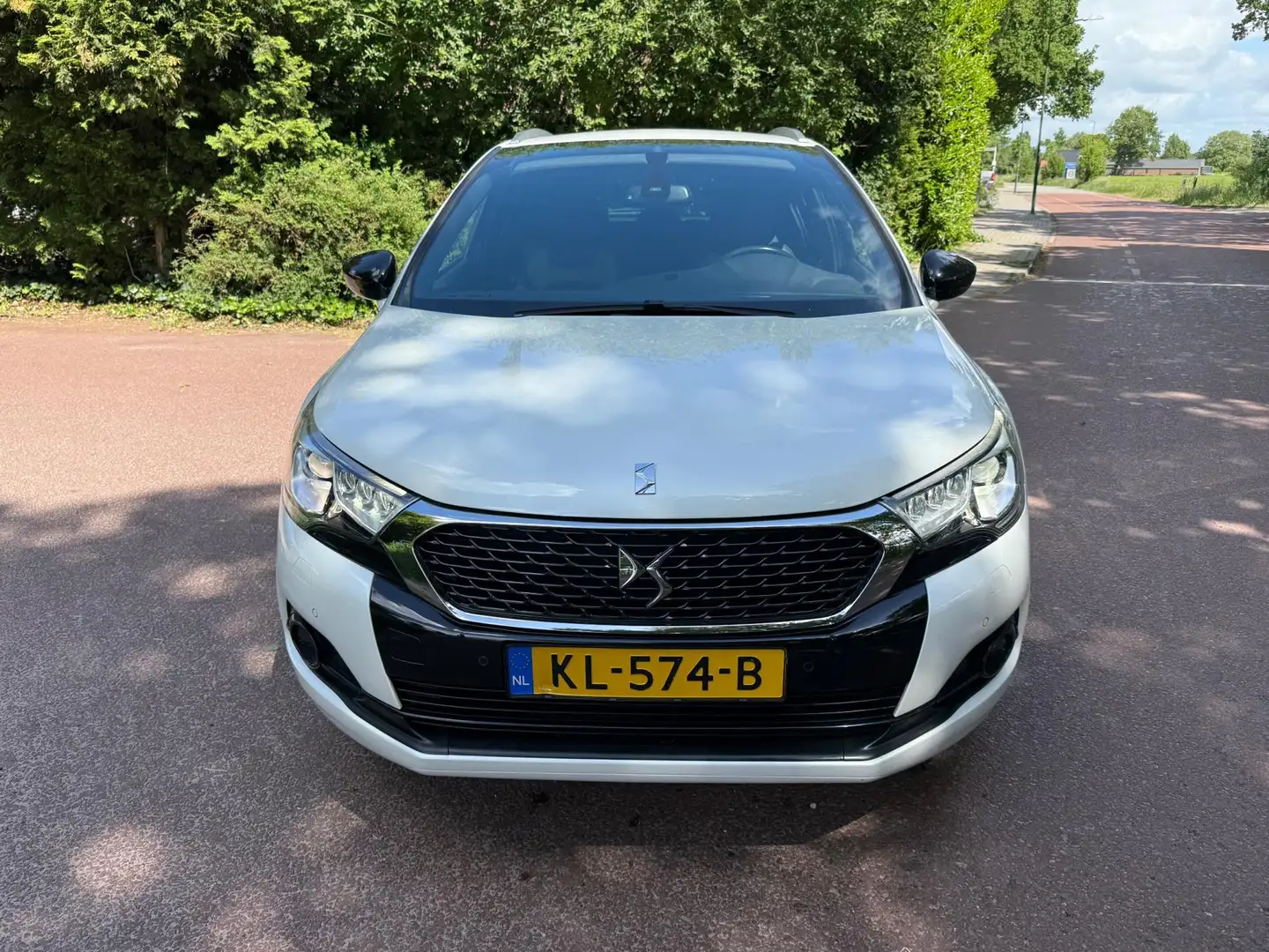 DS Automobiles DS 4 Crossback 1.2 PureTech Chic / Navi / Xenon / Camera / NAP / Alb - 2