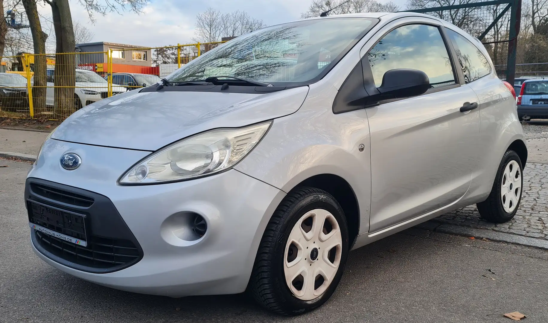 Ford Ka/Ka+ Trend Rouge - 2