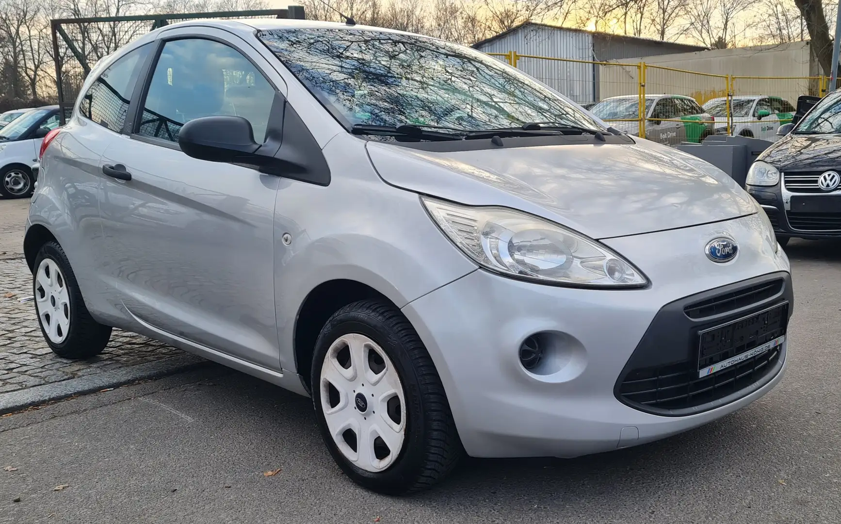 Ford Ka/Ka+ Trend Rouge - 1