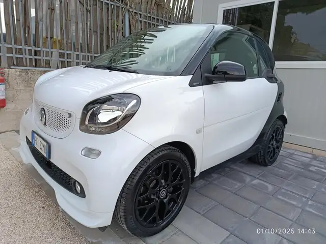 smart forTwo fortwo 70 1.0 twinamic BRABUS Style TETTO PANORAMA