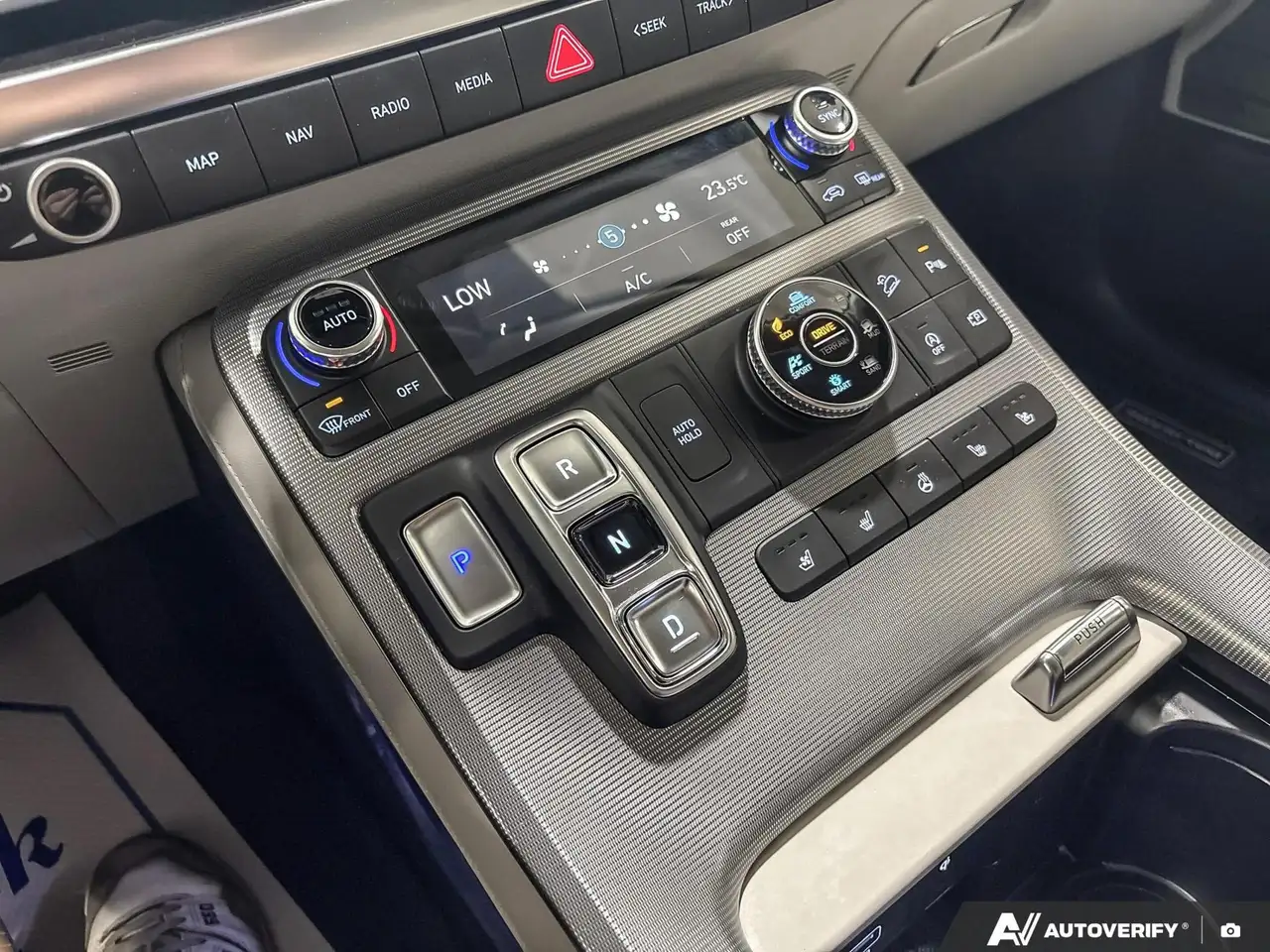 Hyundai PALISADE photo Hyundai PALISADE