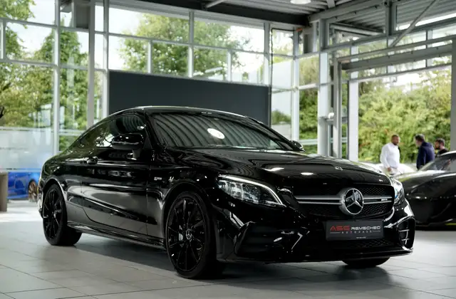 Mercedes-Benz C-Class view 5