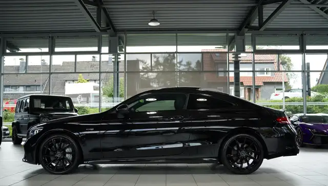 Mercedes-Benz C-Class view 10