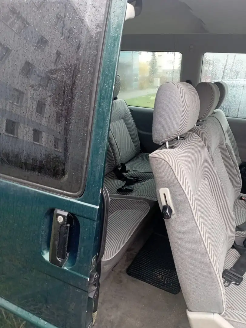 Volkswagen T4 Kombi Verde - 2