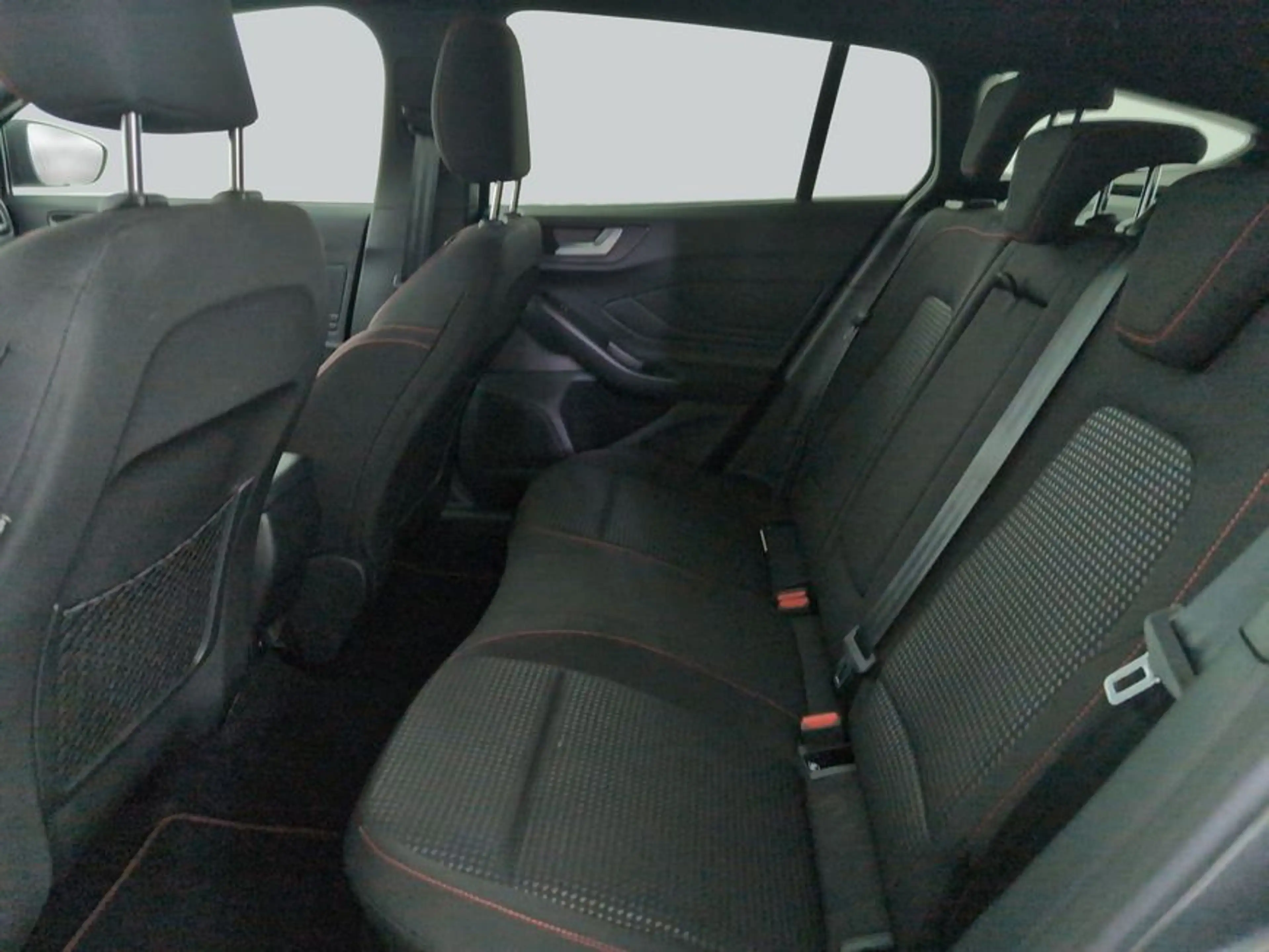 Ford Focus Turnier 1.5 EcoBlue Aut. ST-LINE X +AHK+LED- — photo 11