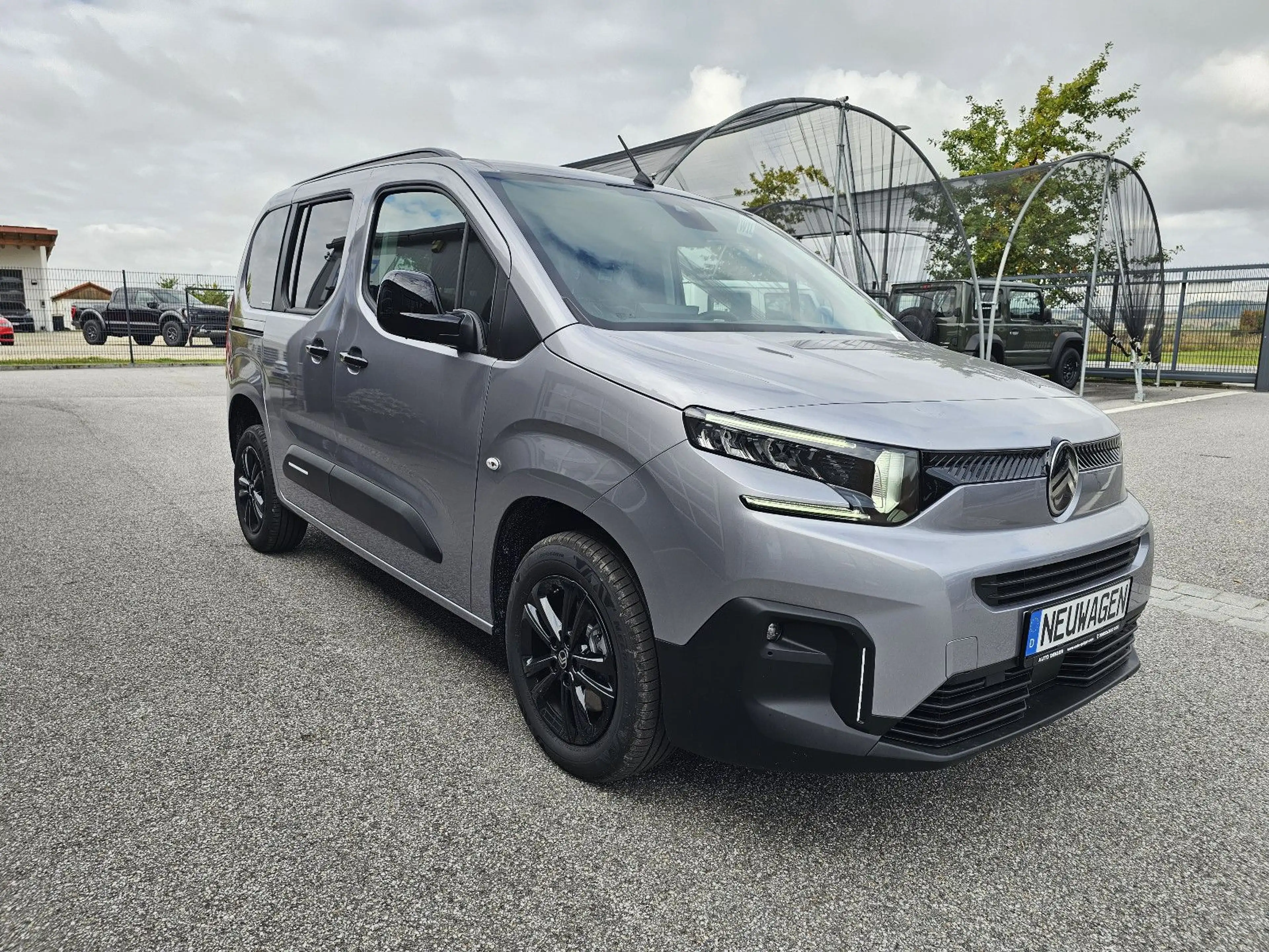 Citroen Berlingo PKW M Plus Automatik Style+Comfort*AHK* — photo 7