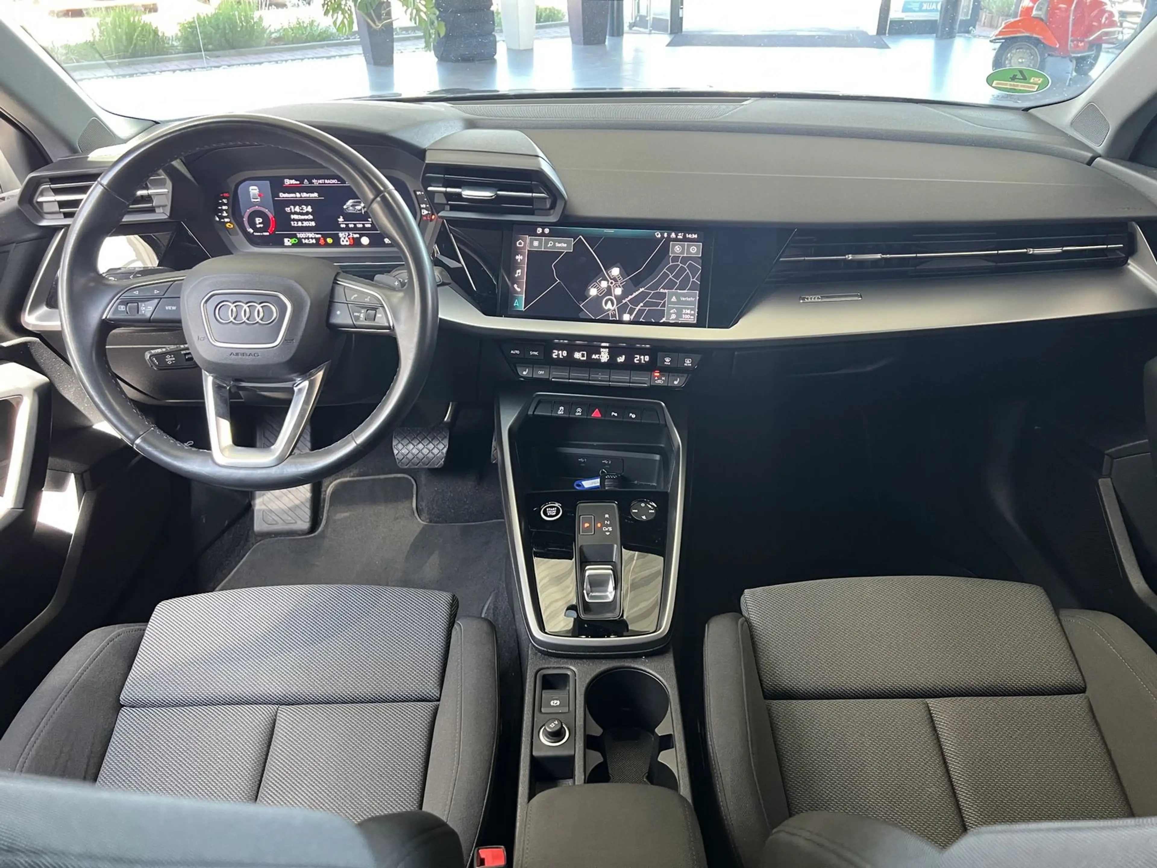 Audi A3 30 TDI adv. S-tronic NAVI Sport Virtual Cockp — photo 9