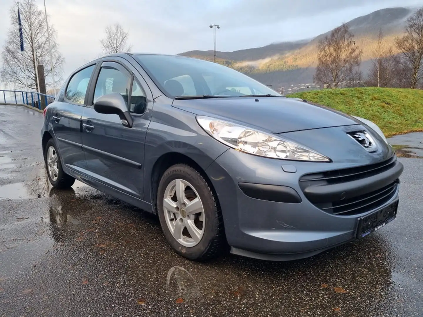 Peugeot 207 207 1.6 HDi 16v 90ch Premium - 1