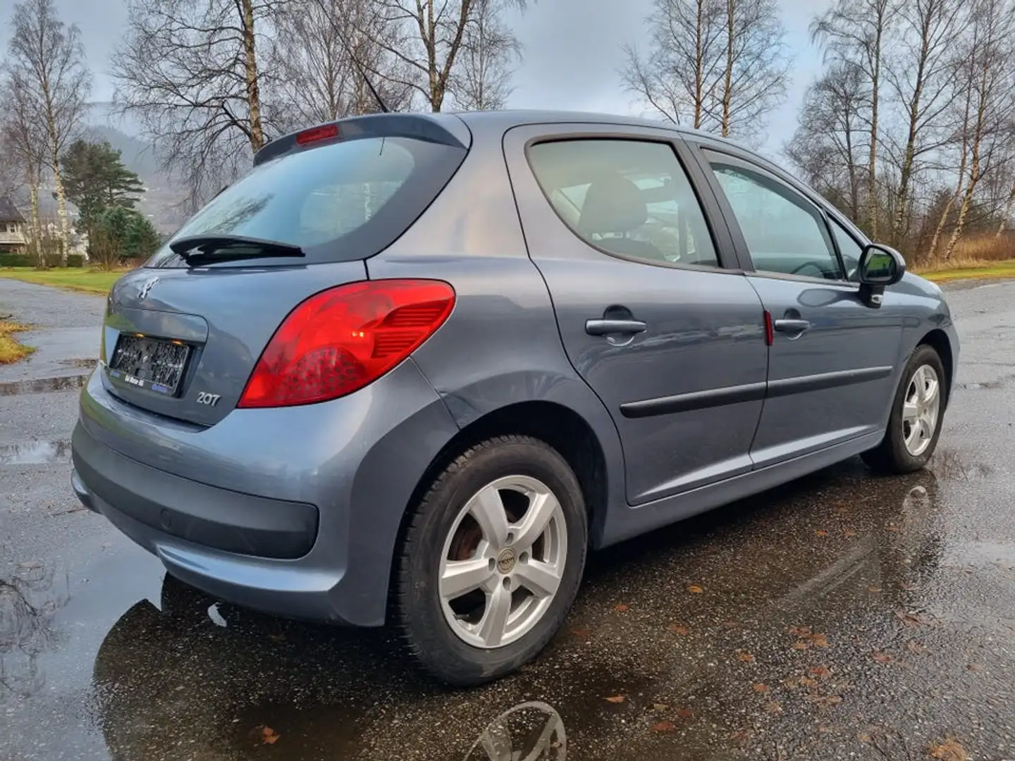 Peugeot 207 207 1.6 HDi 16v 90ch Premium - 2