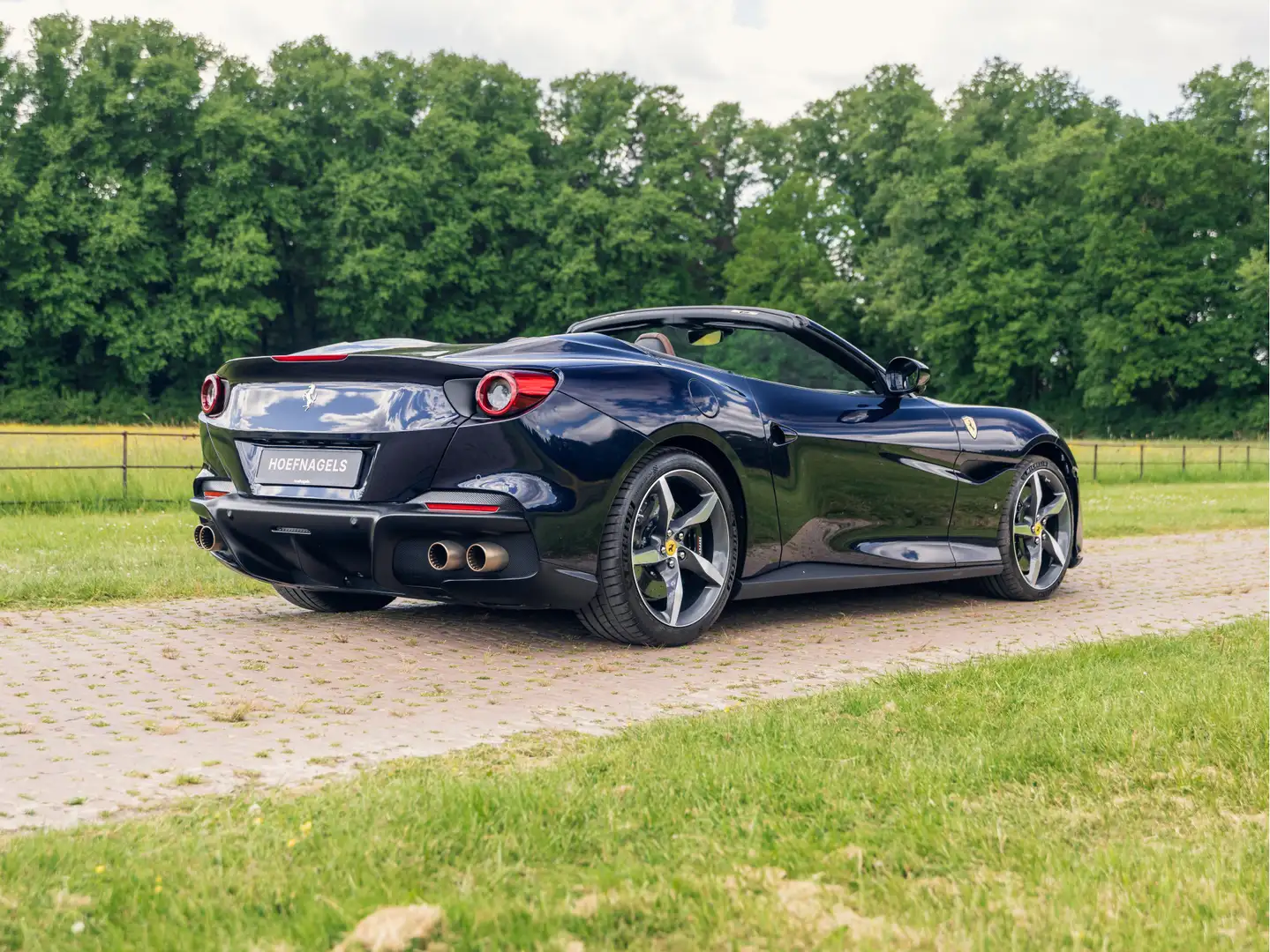 Ferrari Portofino M 3.9 V8 Blu America, Cioccolato, JBL, Side Displa Синій - 2