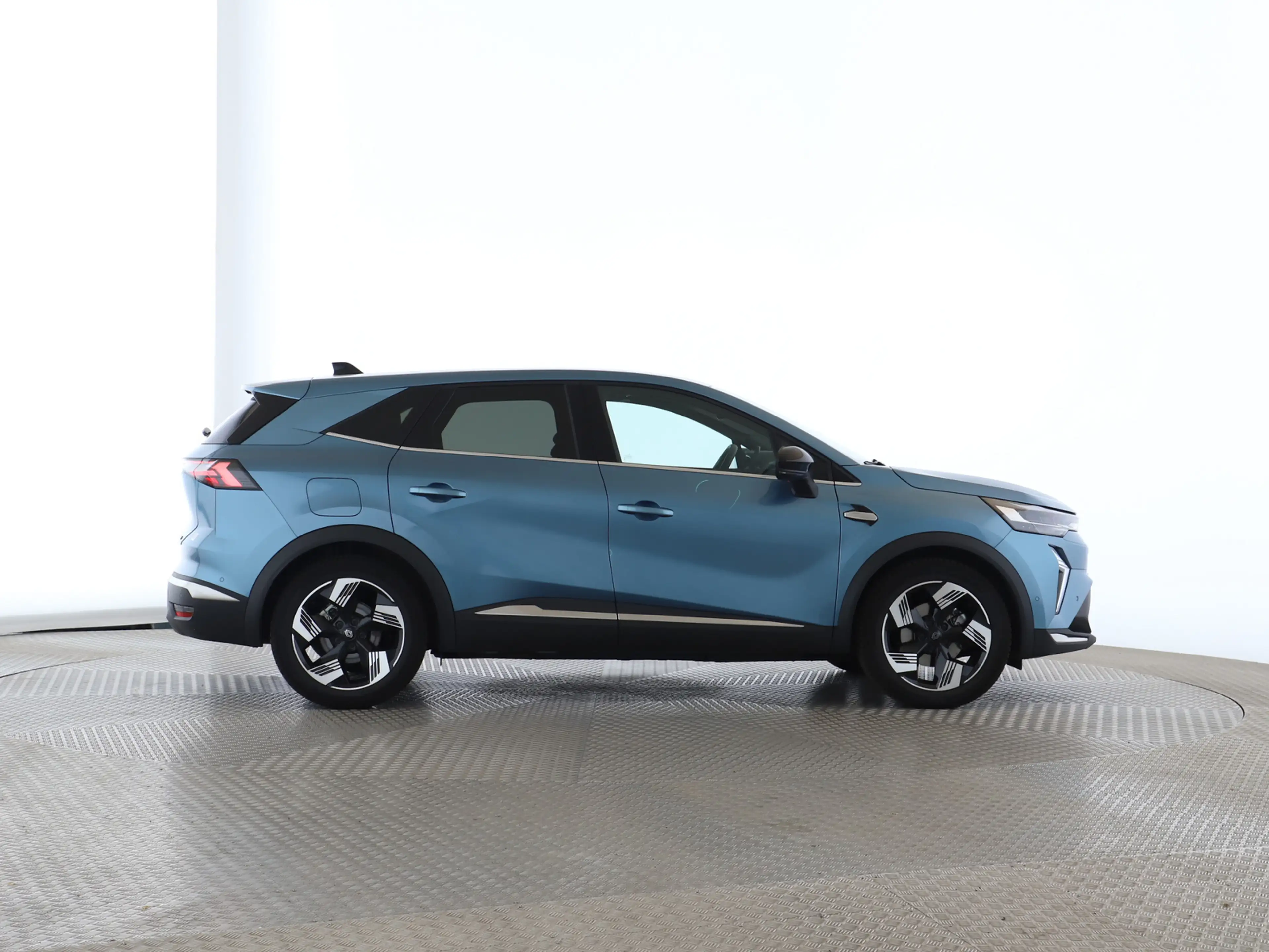 Renault Symbioz Techno Full Hybrid E-Tech 160 SHZ PDC BT — photo 8