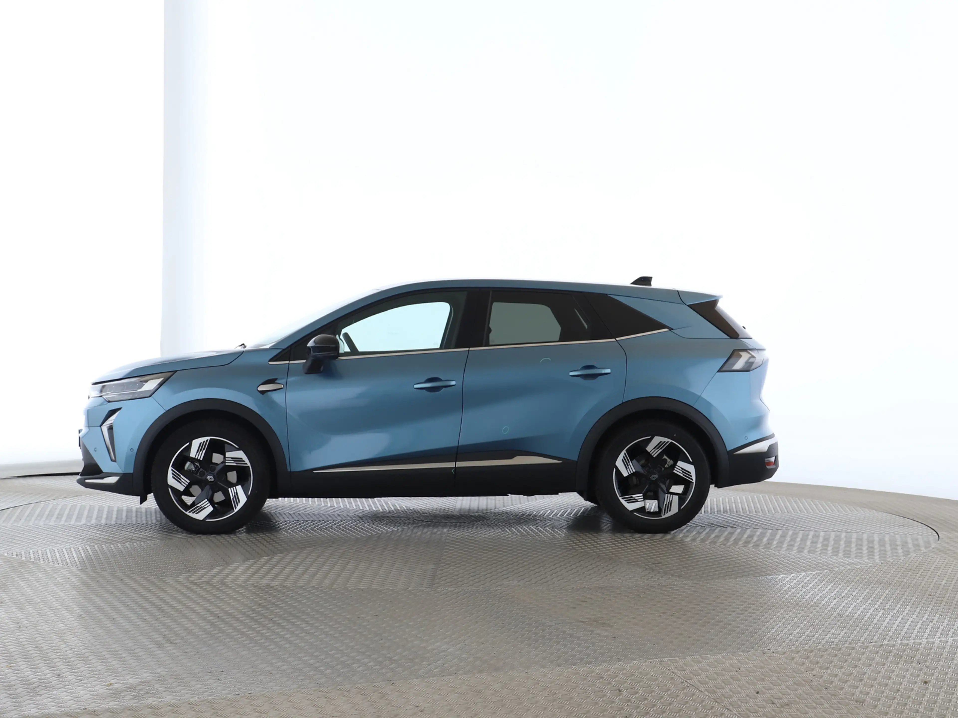 Renault Symbioz Techno Full Hybrid E-Tech 160 SHZ PDC BT — photo 2