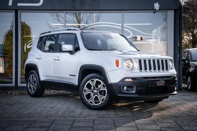 Jeep Renegade 1.4 MultiAir Limited|Trekh|Keyless|Pano|Cruise|Nav