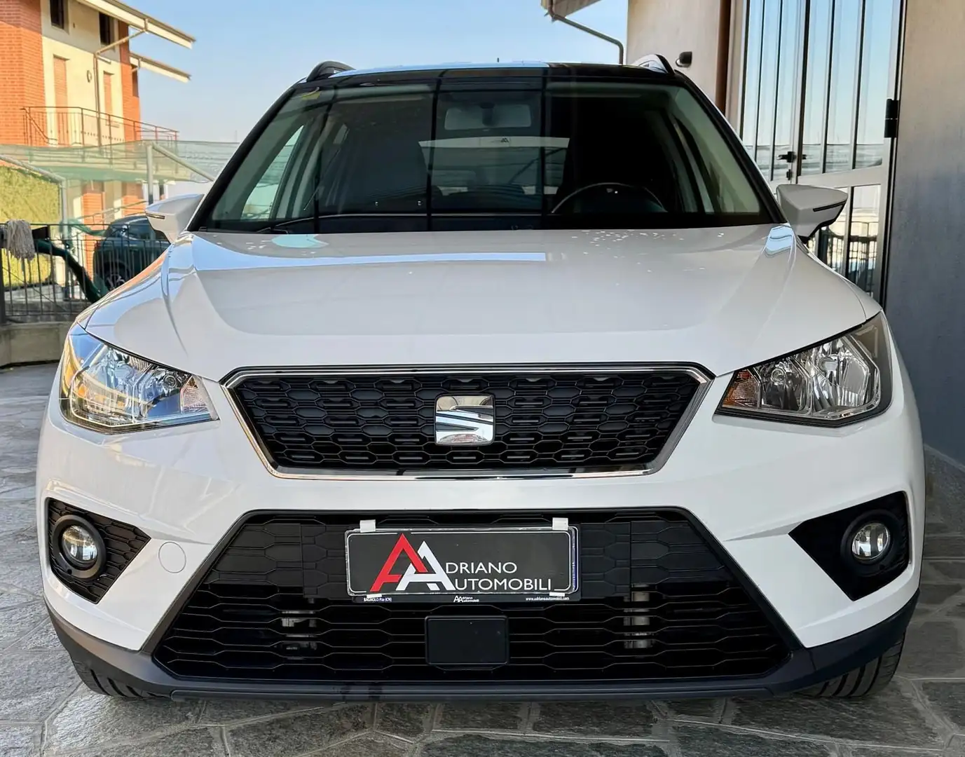 SEAT Arona 1.6 TDI 95 CV DSG AUTO Style Blanc - 2