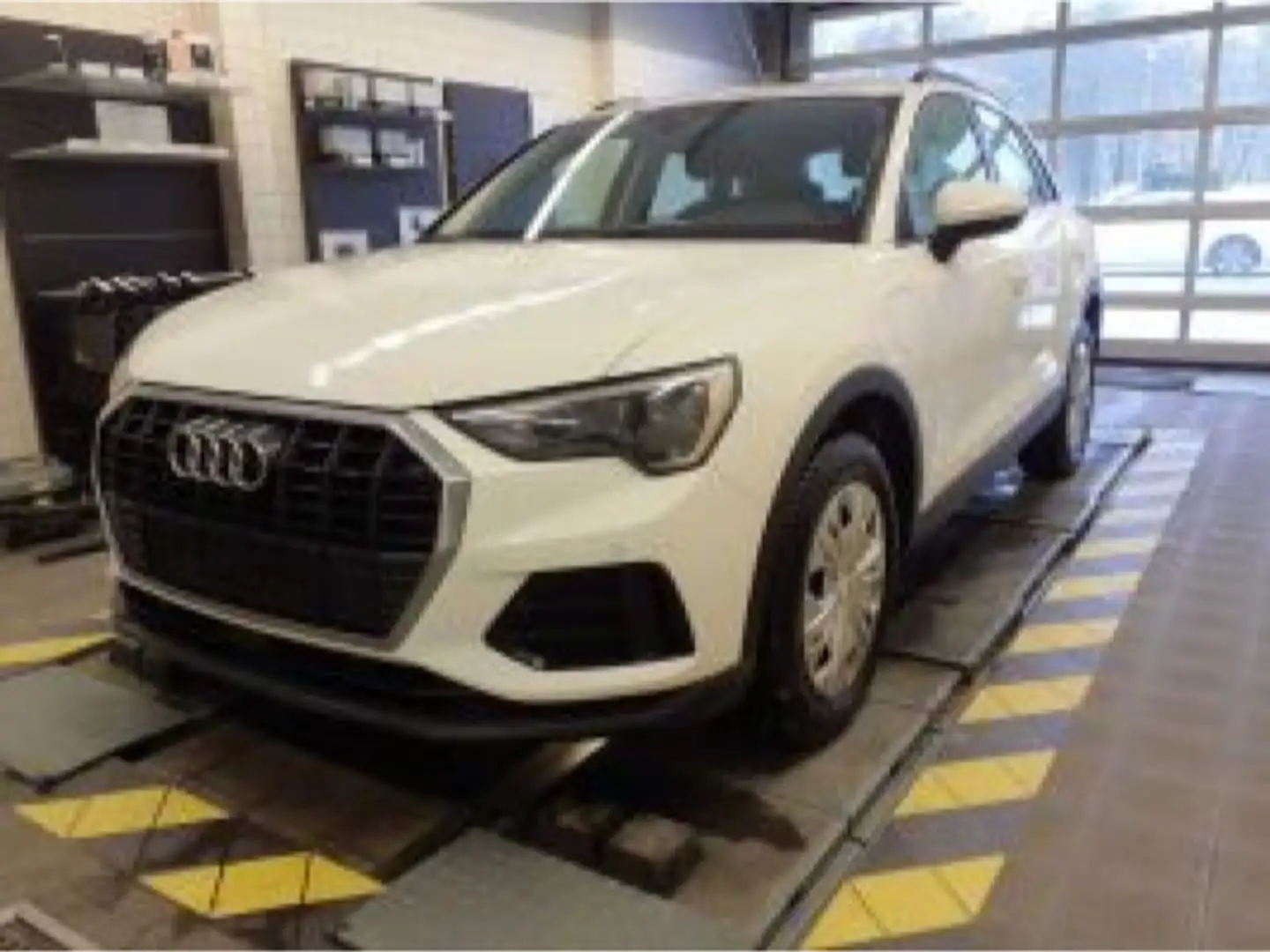 Audi Q3 45*Navi*Alu*PDC*Virtual Cockpit*Audi C Weiß - 2