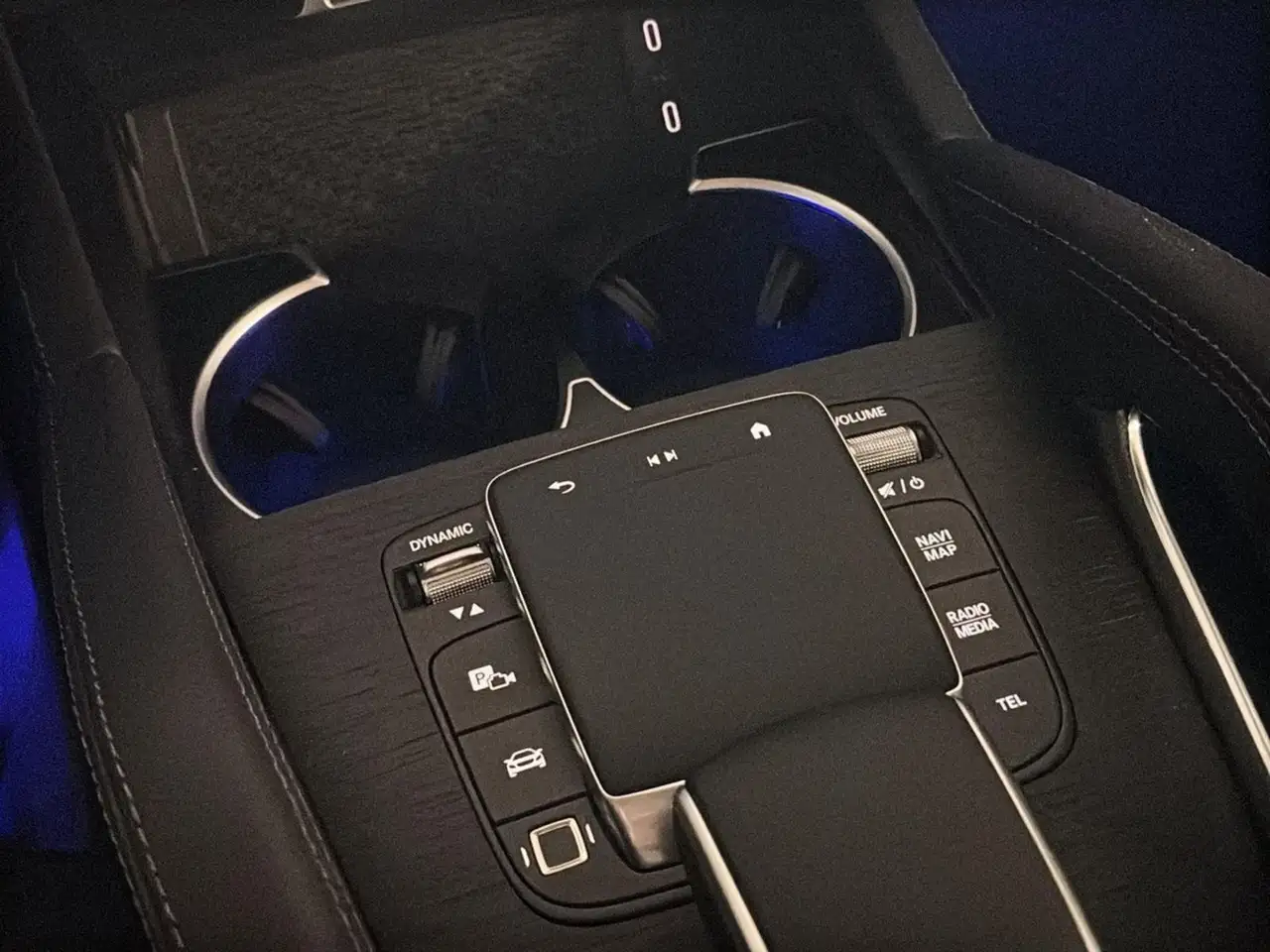 Mercedes-Benz GLE снимка Mercedes-Benz GLE