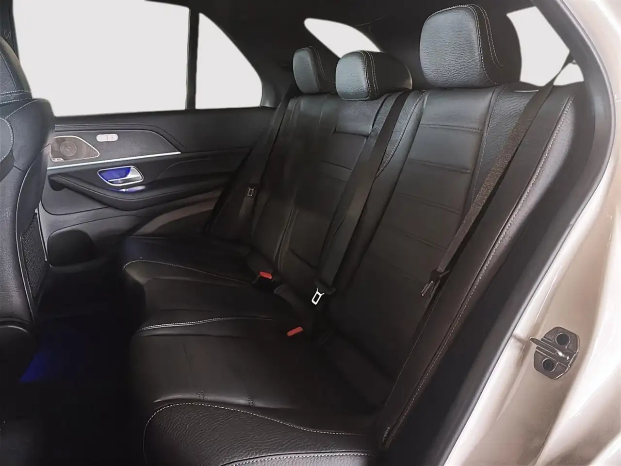 Mercedes-Benz GLE снимка Mercedes-Benz GLE