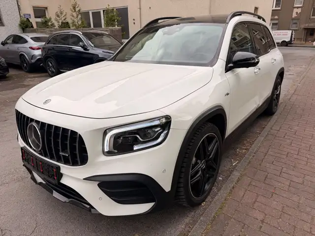 Mercedes-Benz GLB 35 AMG 8G DCT 4M Head-Up 360° DTR Panorama